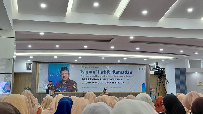 Ustadz Fathurrahman Kamal Sampaikan Kajian tentang Amal dan Kebaikan di Acara Peresmian UMLA Water dan Peluncuran Aplikasi SI-BAIK.