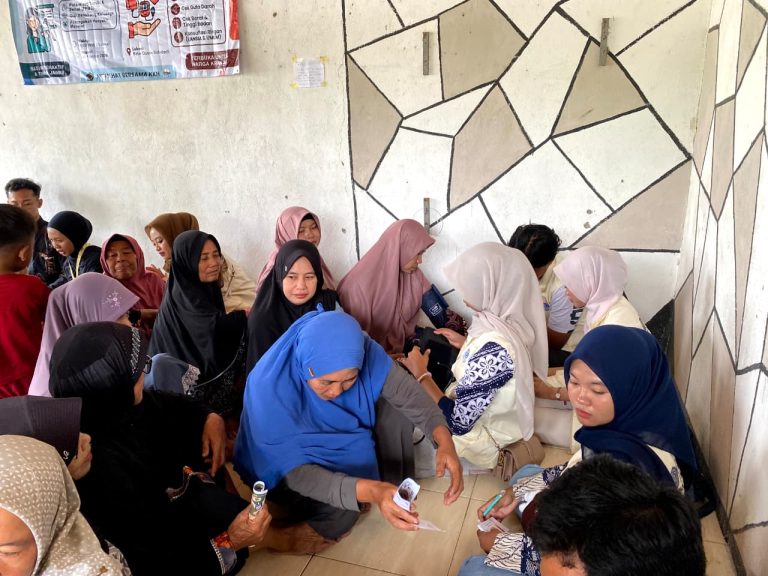 KKN Kelompok 6 Kranji Gelar Cek Kesehatan Gratis dan Penyuluhan Diabetes Melitus di Dusun Sidodadi